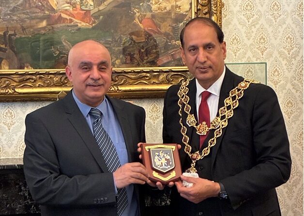 Mazar Dad with Lord Mayor Cllr Zafar Iqbal