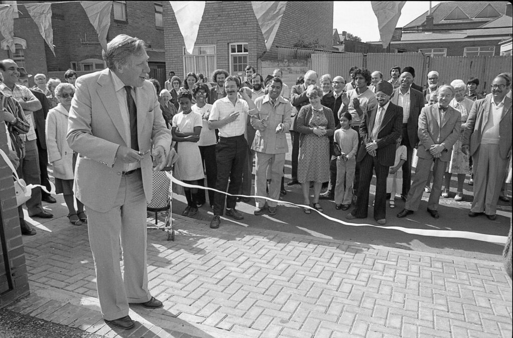 Roshven-Gardens-opening